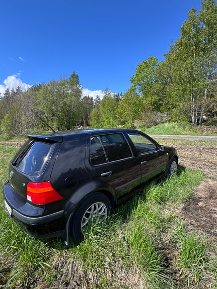 Volkswagen Golf IV 3 of 5
