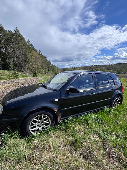 Volkswagen Golf IV 4 of 5