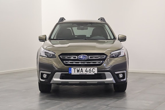 Subaru Outback 2 of 5
