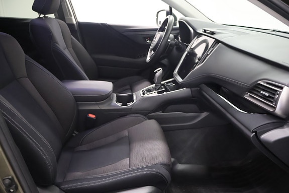 Subaru Outback 8 of 16