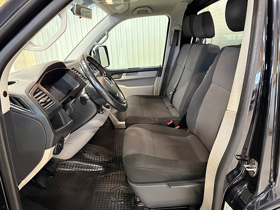 Volkswagen Transporter 6 of 11