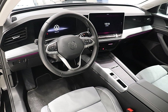 Volkswagen Passat 9 of 11