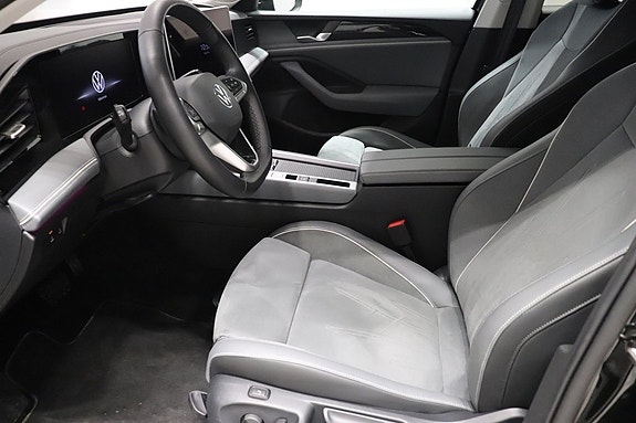 Volkswagen Passat 7 of 11