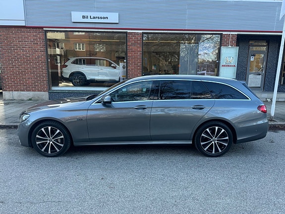 Mercedes-Benz E300 de