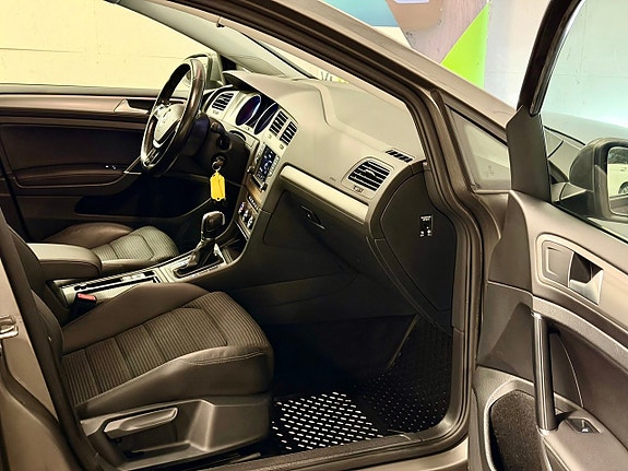 Volkswagen Golf I 9 of 16