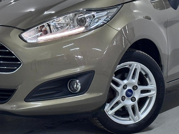 Ford Fiesta 7 of 25