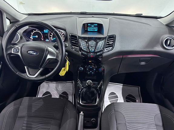 Ford Fiesta 14 of 25