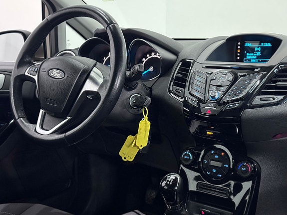Ford Fiesta 11 of 25