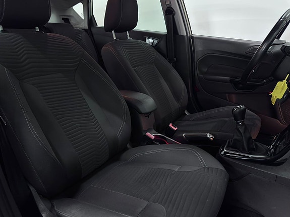 Ford Fiesta 13 of 25