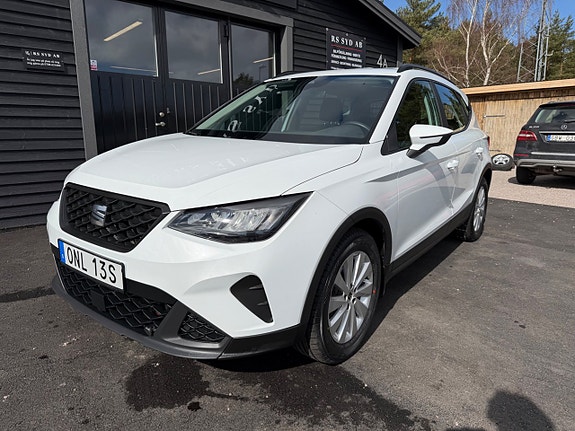 Seat Arona 3 of 5