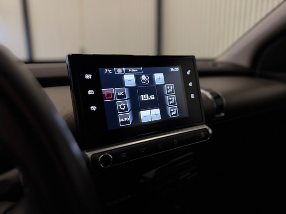 Citroen C4 Cactus 17 of 21