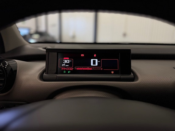 Citroen C4 Cactus 16 of 21