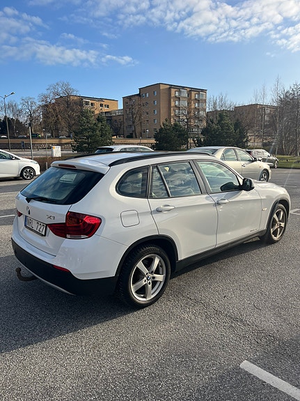 BMW X1 2 of 6