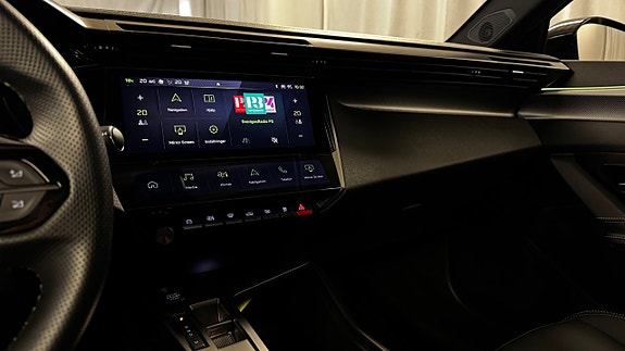 Peugeot 308 18 of 26