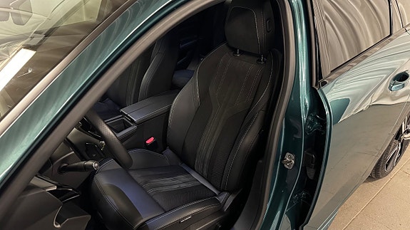 Peugeot 308 12 of 26