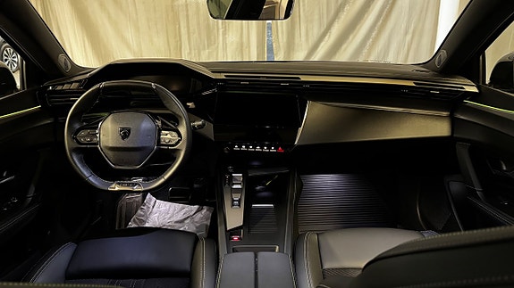 Peugeot 308 15 of 26