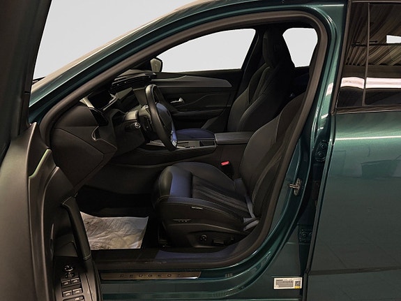 Peugeot 308 11 of 26