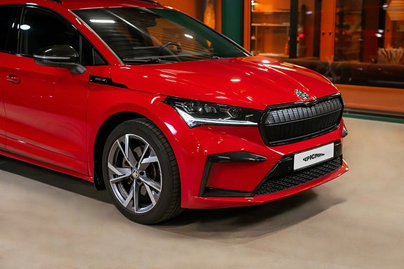 Skoda Enyaq 2 of 5