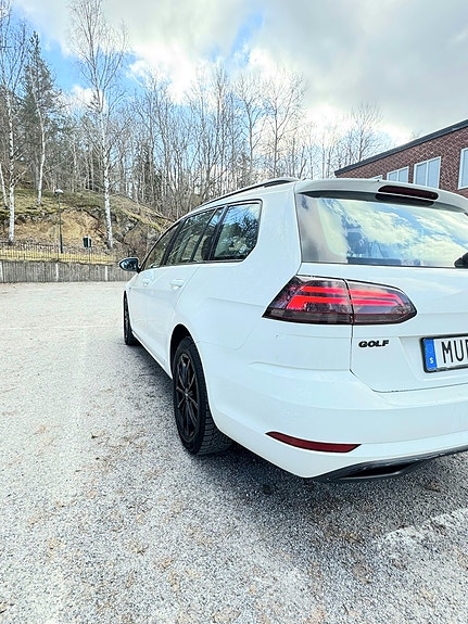 Volkswagen Golf VII 16 of 17