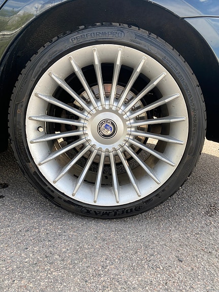 BMW 325i 5 of 5