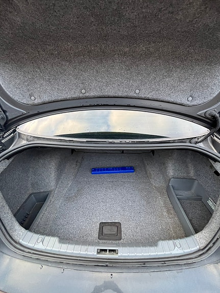 BMW 325i 11 of 15