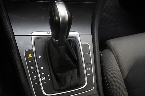 Volkswagen Golf I 12 of 16