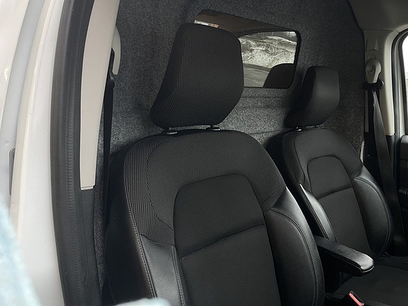 Renault Kangoo Express 8 of 19
