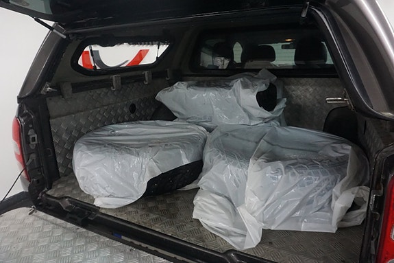Mitsubishi L200 8 of 22