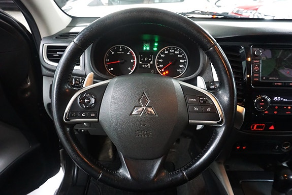 Mitsubishi L200 15 of 22