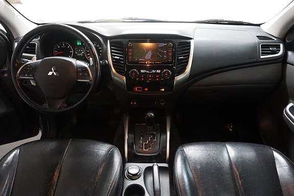 Mitsubishi L200 12 of 22