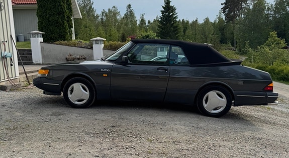 Saab 900 3 of 15