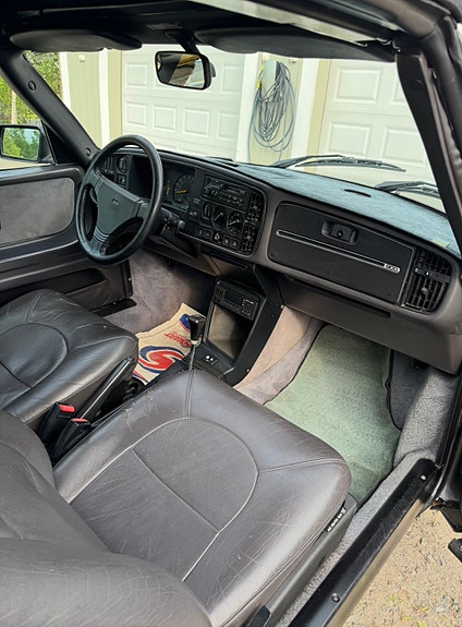 Saab 900 6 of 15