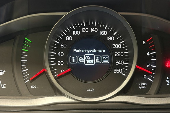 Volvo V60 13 of 26