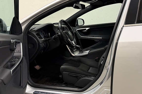 Volvo V60 6 of 26