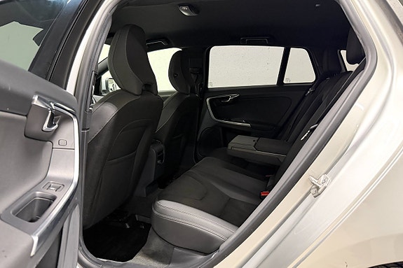Volvo V60 9 of 26