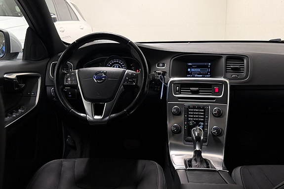 Volvo V60 10 of 26