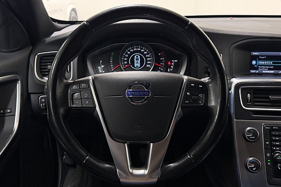 Volvo V60 11 of 26
