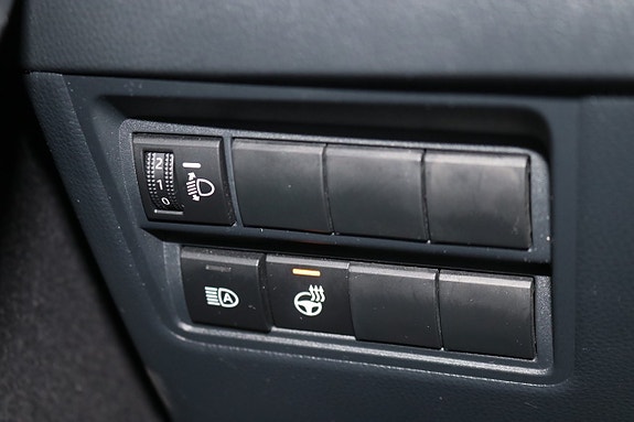 Toyota Yaris 13 of 24