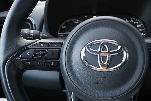 Toyota Yaris 14 of 24