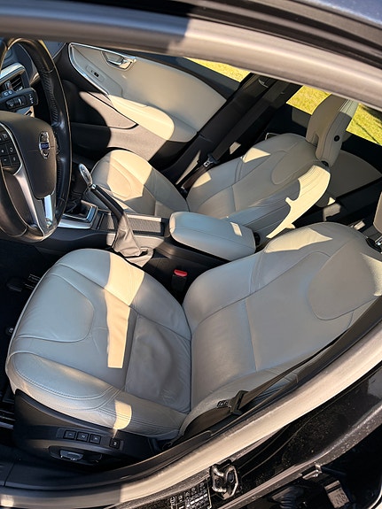 Volvo V40 7 of 7