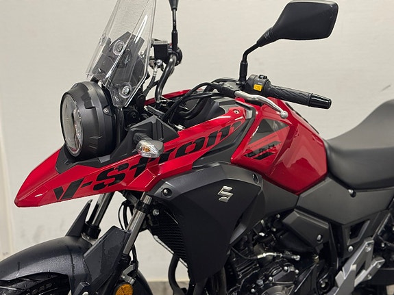 Suzuki DL250 Vstrom * 390 mil * 4 of 5