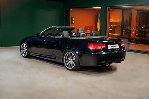 BMW M3 3 of 5