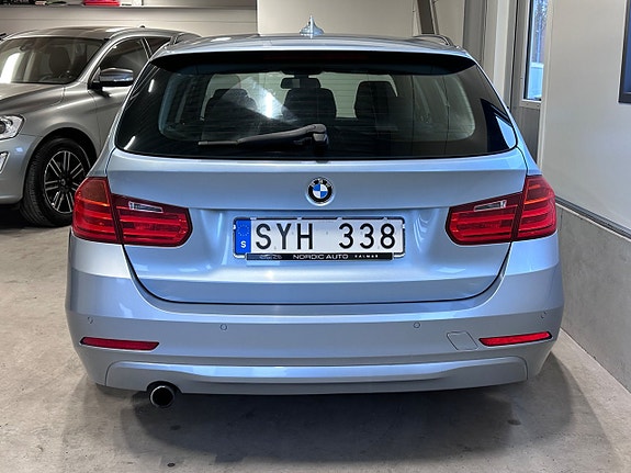 BMW 320 4 of 5
