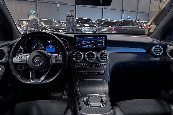 Mercedes-Benz GLC300 de 13 of 18