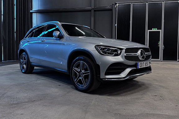 Mercedes-Benz GLC300 de 7 of 18