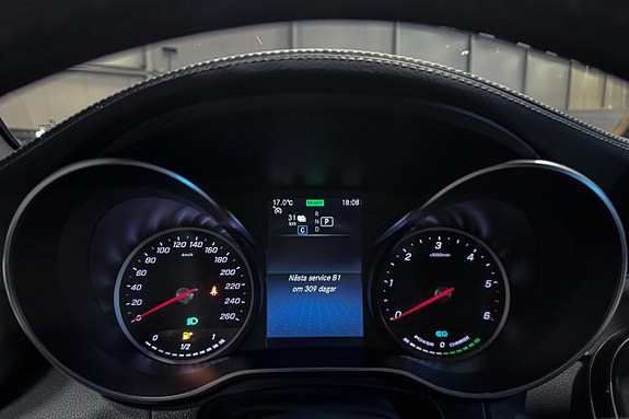 Mercedes-Benz GLC300 de 15 of 18