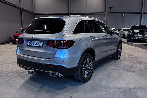 Mercedes-Benz GLC300 de 6 of 18