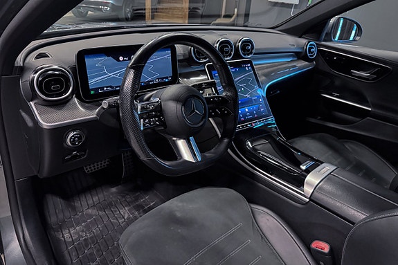 Mercedes-Benz C300 11 of 21