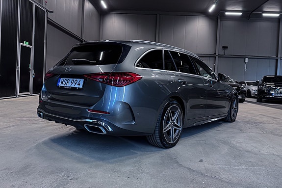 Mercedes-Benz C300 6 of 21