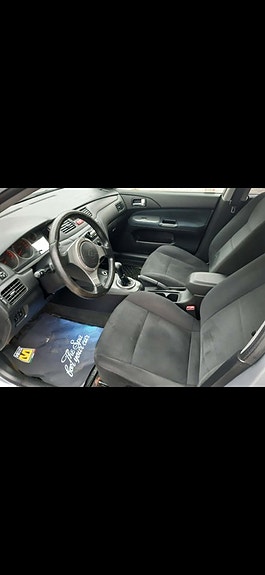 Mitsubishi Lancer 6 of 19